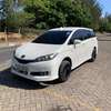 TOYOTA Wish 2010 White thumb 0