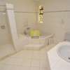 5 Bed Villa with En Suite in Riverside thumb 2