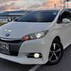 Toyota wish 2012 white thumb 3