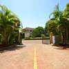 Luxurious 4 Bedrooms Townhouse In Loresho thumb 0