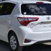 TOYOTA VITZ thumb 4