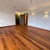 4 Bed Apartment with En Suite in Rosslyn thumb 10