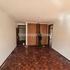5 Bed House with En Suite in Rosslyn thumb 0