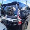 Nissan Serena E-power 2018 thumb 1