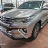 Toyota Fortuner (silver) thumb 5