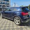 Mercedes-Benz GLA 220 thumb 4
