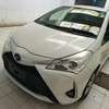 Toyota vitz hybrid thumb 1