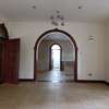 4 Bed House with En Suite in Rosslyn thumb 12