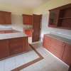 A 5 bedroom maisonette available for rent thumb 5