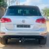 Volkswagen Touareg R-Line Year 2015 New shape with moonroof thumb 6