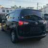 Toyota sienta new black thumb 3
