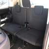 Toyota Noah hybrid 2018 2wd thumb 2