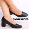 Closed low taiyu heels thumb 3