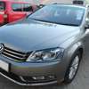Volkwasgen passat station wagon thumb 1