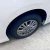 Toyota Esquire pearl white thumb 7