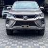 TOYOTA FORTUNER thumb 5