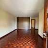 4 bedroom villa plus DSQ for rent thumb 4