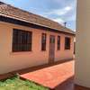 4 Bed House with Garden in Thome thumb 6
