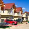 4 Bed Townhouse with Swimming Pool in Kitengela thumb 2