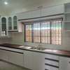 6 Bed House with En Suite in Nyari thumb 18