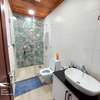 4 Bed House with En Suite in Brookside thumb 8