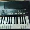Yamaha psr 550 thumb 1