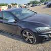 VOLKSWAGEN GOLF R thumb 4
