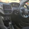 Peugeot 208 thumb 0