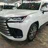Lexus LX600   2022 thumb 2