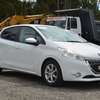 2015 Peugeot 208 thumb 9