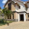 5 Bed Townhouse with En Suite in Lavington thumb 0