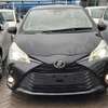 Toyota vitz black thumb 4