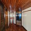 5 Bed House with En Suite in Gigiri thumb 10