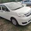 Toyota ISIS white on sale thumb 2