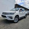Toyota Hilux 4x4 Pickup White Durable Performance thumb 1