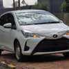 Toyota vitz thumb 7