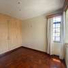 3 Bed Apartment with En Suite at Hendred Road thumb 11
