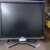 Dell 17-Inch Flat Panel LCD Monitor 1280 x 1024 75Hz thumb 2
