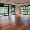 7 Bed Townhouse with En Suite in Nyari thumb 9