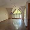 6 Bed House with En Suite in Nyari thumb 8