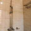 4 Bed House with En Suite in Redhill thumb 5