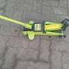 Prescott floor jack 2 ton thumb 3
