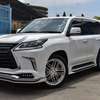 Lexus 570 thumb 6