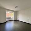 3 Bed Apartment with En Suite in Riverside thumb 12