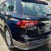 Volkswagen tiguan Sunroof 2018model thumb 1