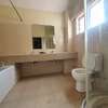 4 Bed House with En Suite at Lakeview thumb 6