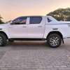 TOYOTA HILUX DOUBLE CABIN 2019 thumb 1