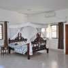 5 Bed Villa with En Suite in Watamu thumb 3