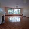 5 Bed House with En Suite in Lavington thumb 33