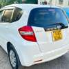 Honda Fit white KDC thumb 1